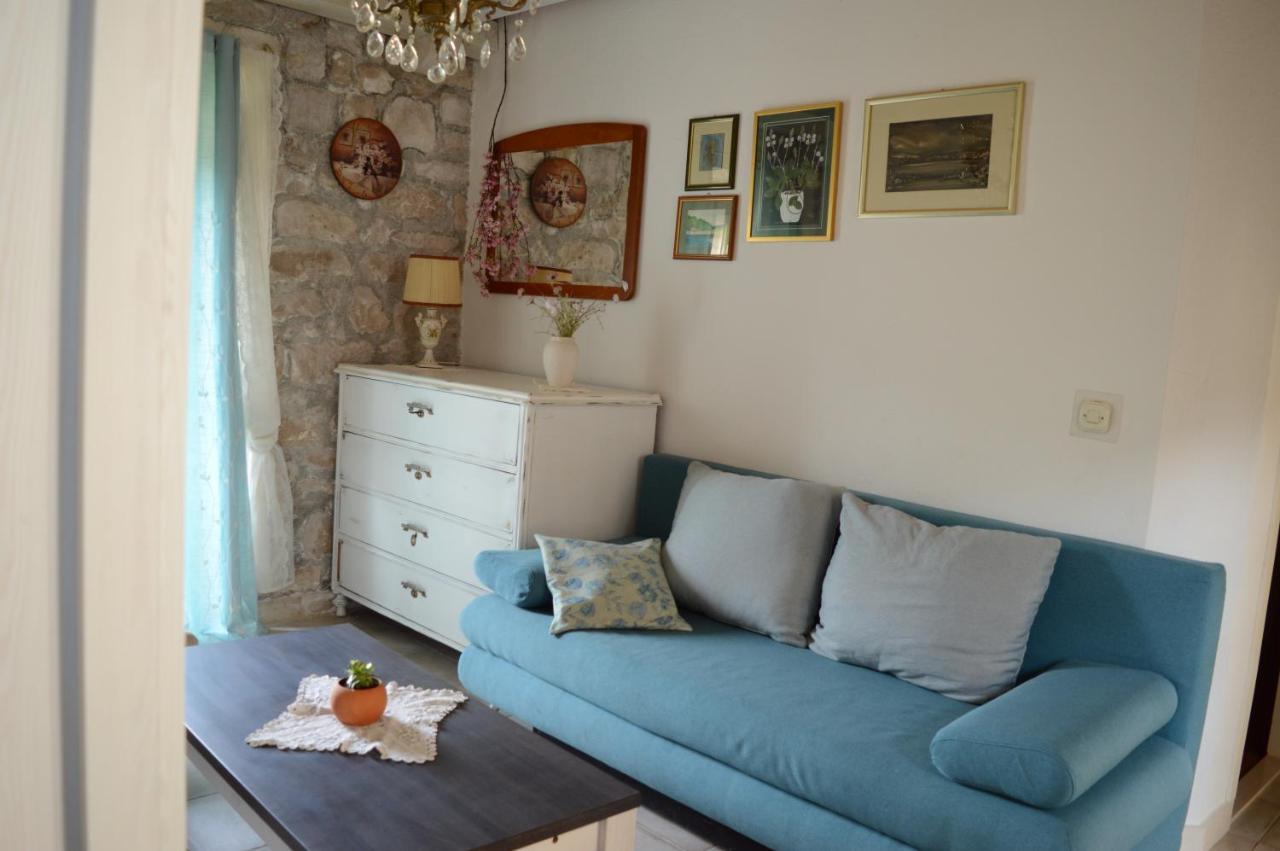 Visilo Stone House Villa Pucisca Exterior photo